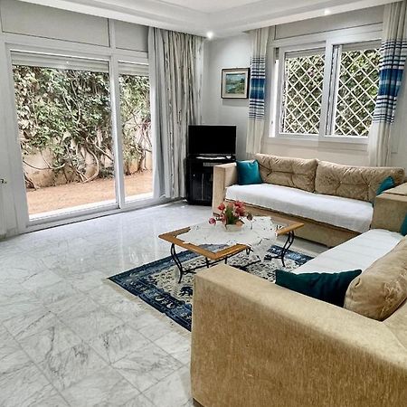 Etage De Villa Avec Jardin, Pres De L'Aireport Et Parking Prive 아리아나 외부 사진