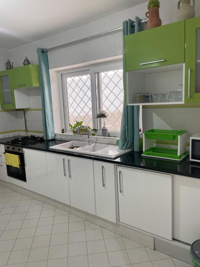 Etage De Villa Avec Jardin, Pres De L'Aireport Et Parking Prive 아리아나 외부 사진