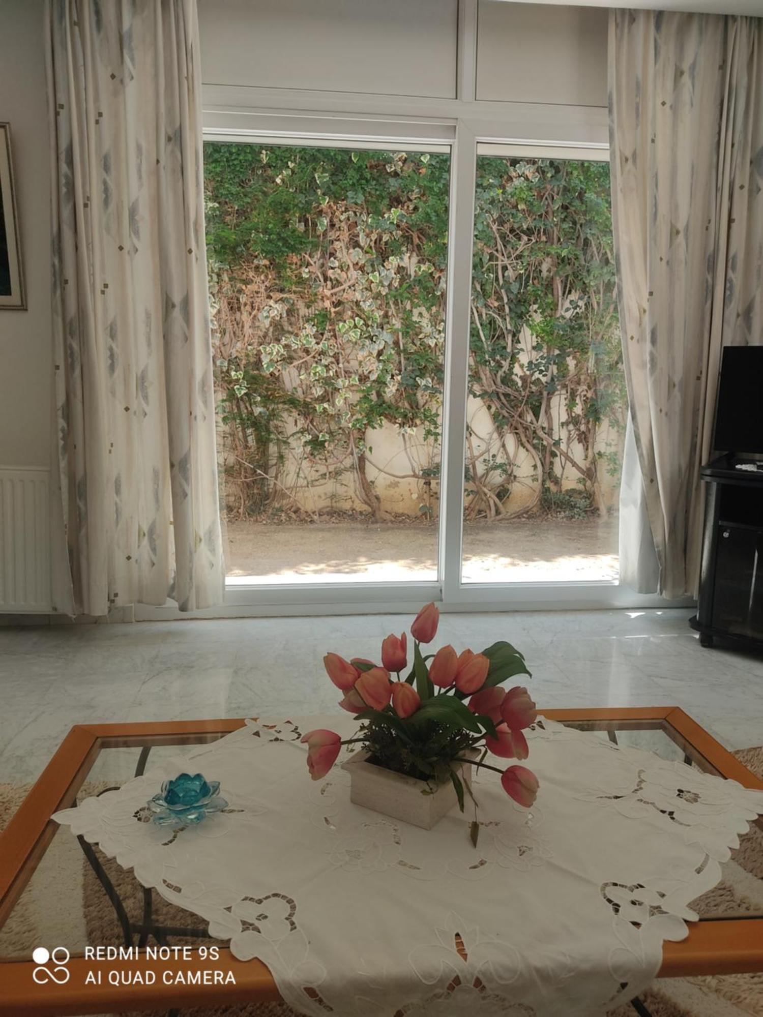 Etage De Villa Avec Jardin, Pres De L'Aireport Et Parking Prive 아리아나 외부 사진