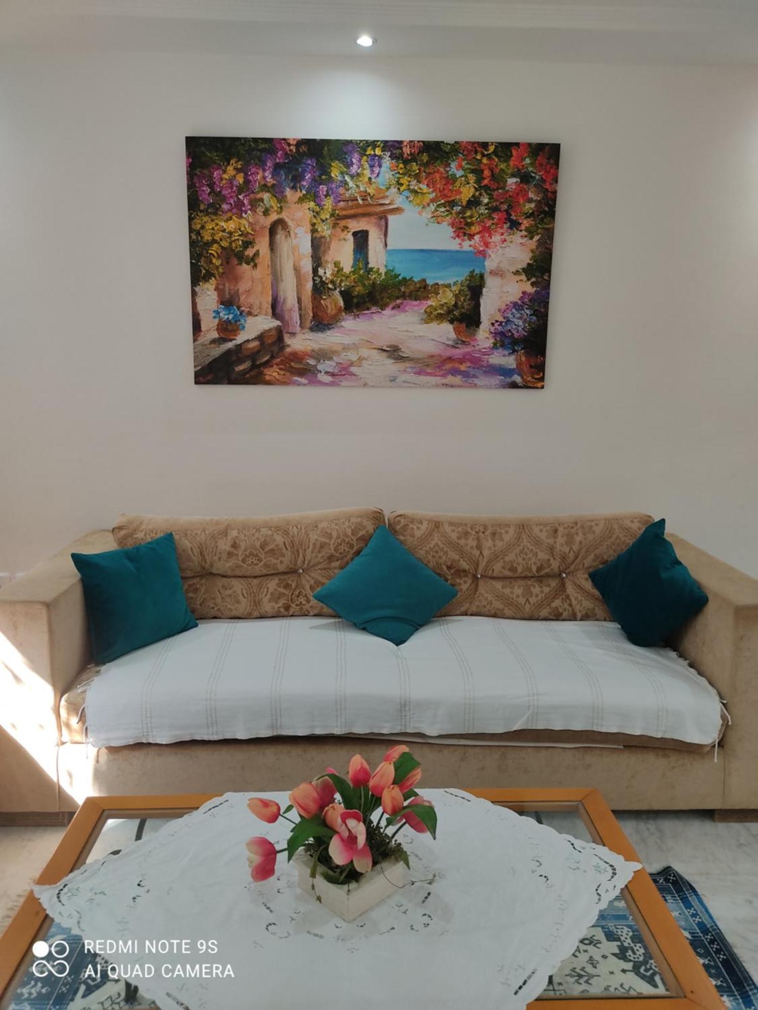 Etage De Villa Avec Jardin, Pres De L'Aireport Et Parking Prive 아리아나 외부 사진