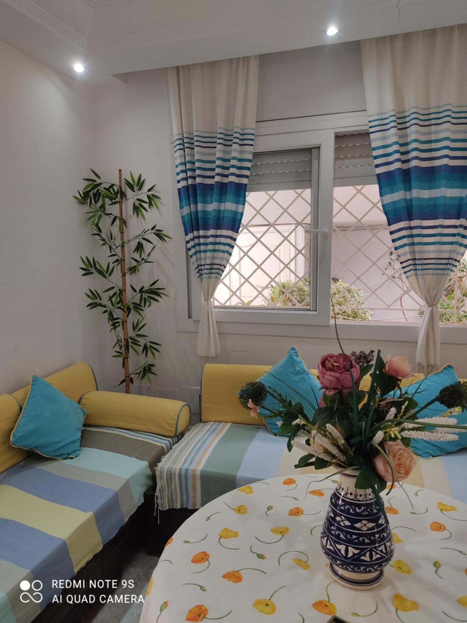 Etage De Villa Avec Jardin, Pres De L'Aireport Et Parking Prive 아리아나 외부 사진