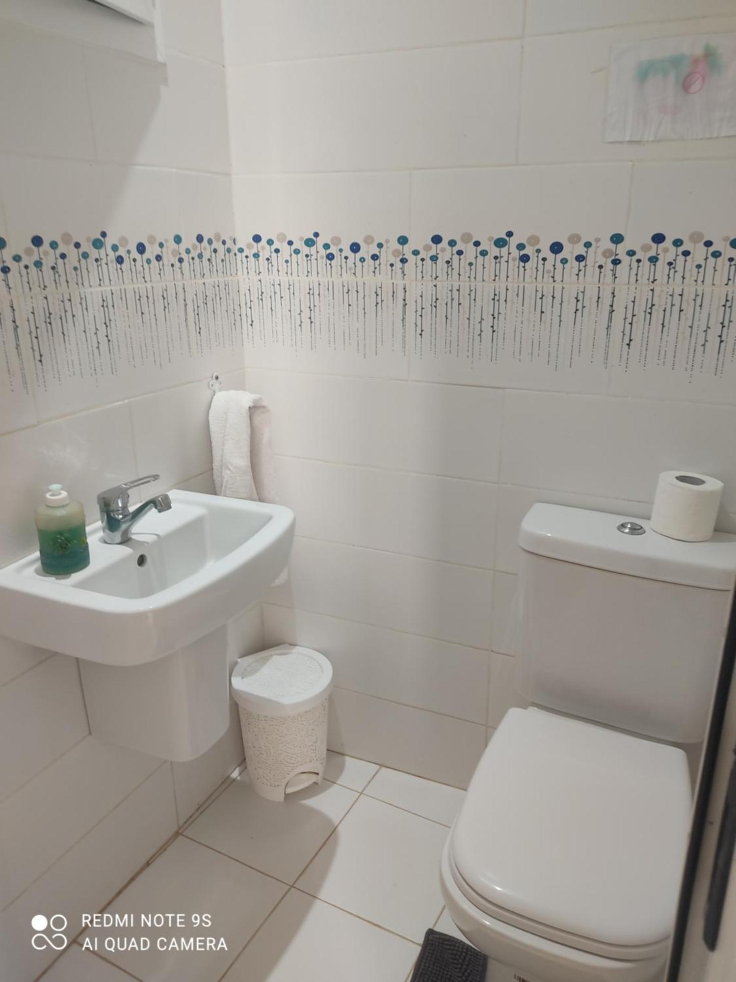 Etage De Villa Avec Jardin, Pres De L'Aireport Et Parking Prive 아리아나 외부 사진