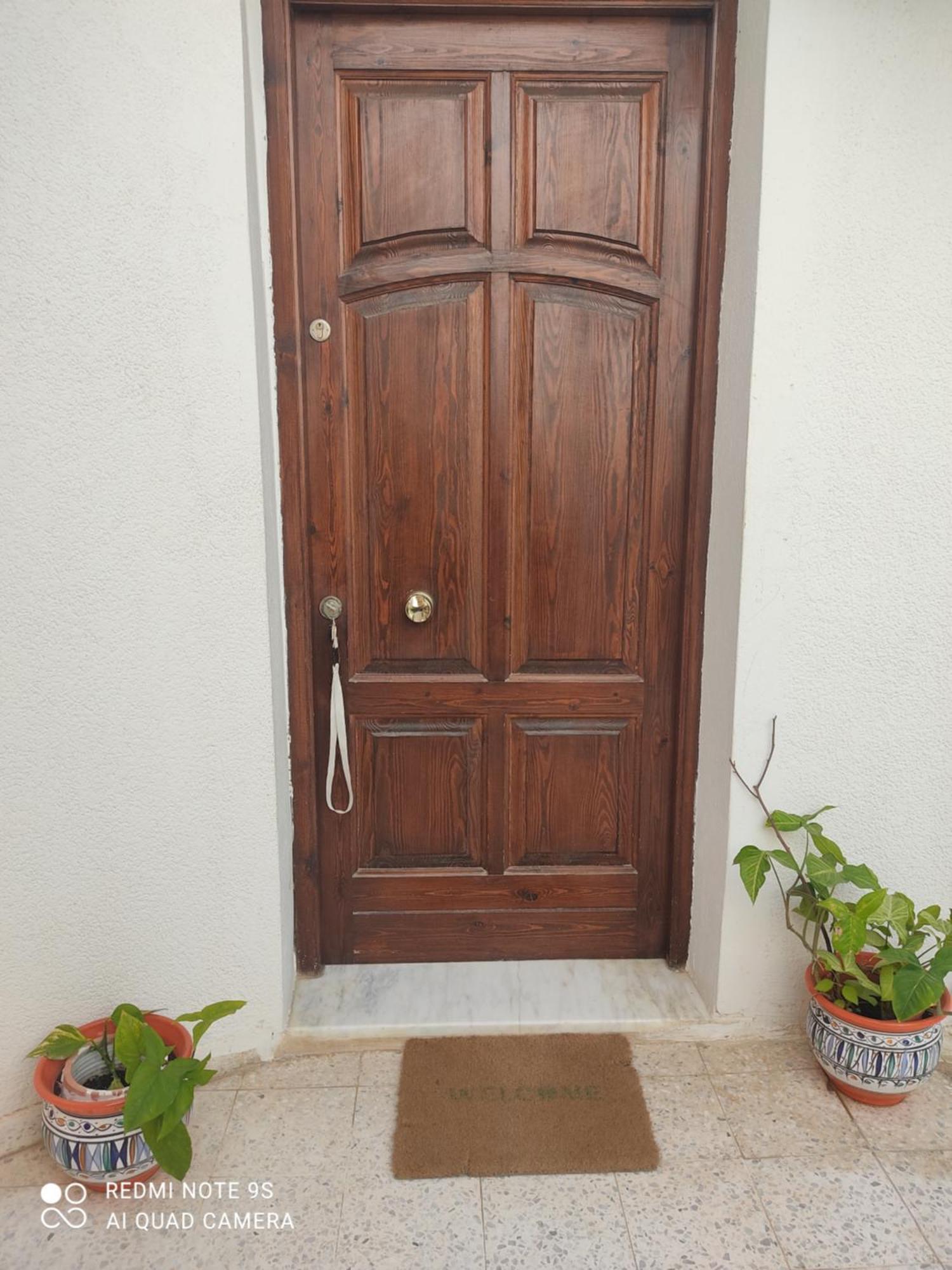 Etage De Villa Avec Jardin, Pres De L'Aireport Et Parking Prive 아리아나 외부 사진